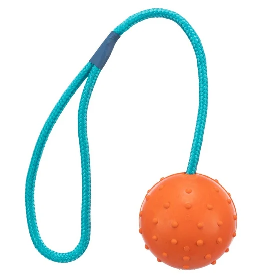Trixie piłka gumowa na sznurku - do aportu i przeciągania - 6/30 cm