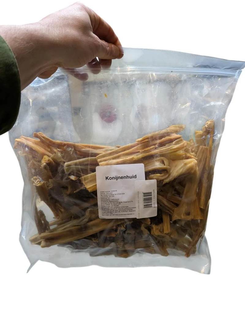 Petsnack Kaninhud Sågat