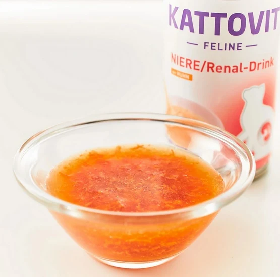Kattovit Feline Drink Niere/Renal kurczak napój 135 ml - wspiera nawodnienie przy problemach nerkowych